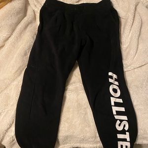 Black holister joggers